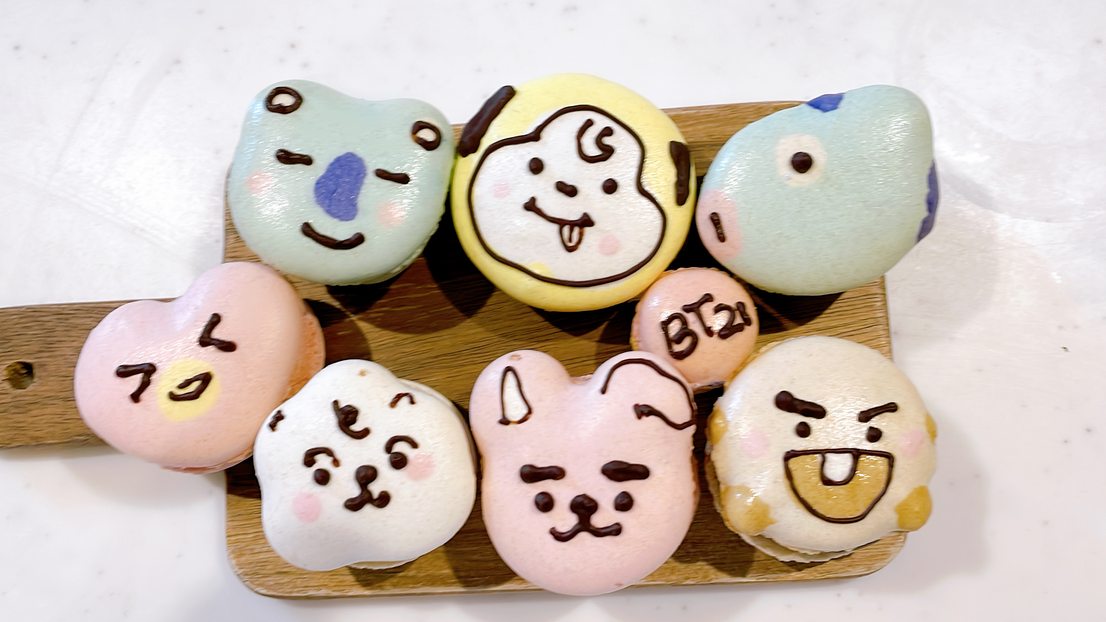 BT21マカロン